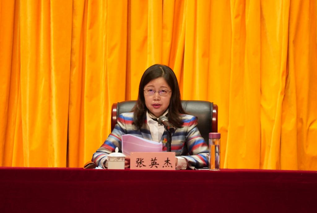 校党委张英杰书记讲话